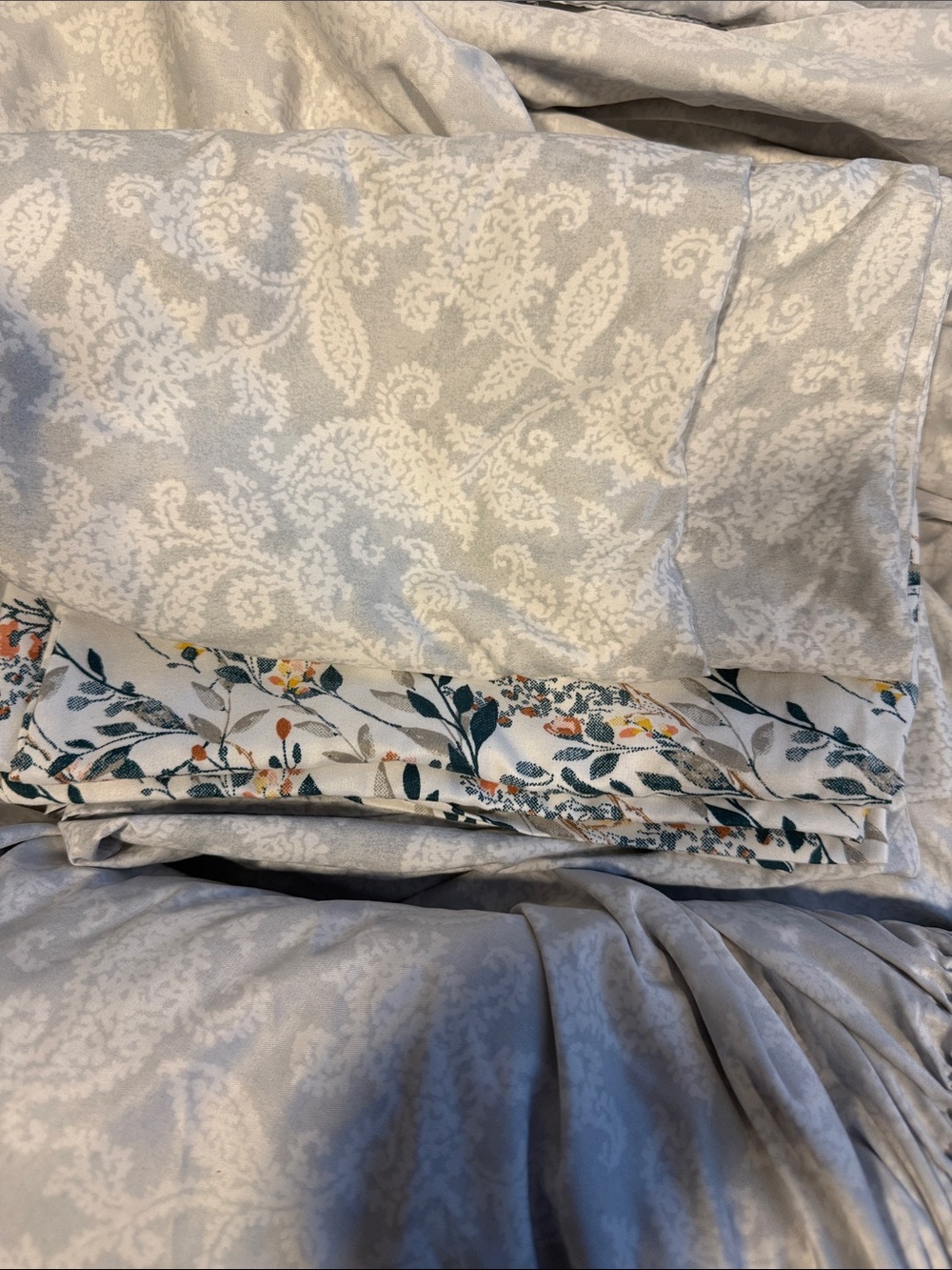 Queen size sheet set - Picture 2 of 4